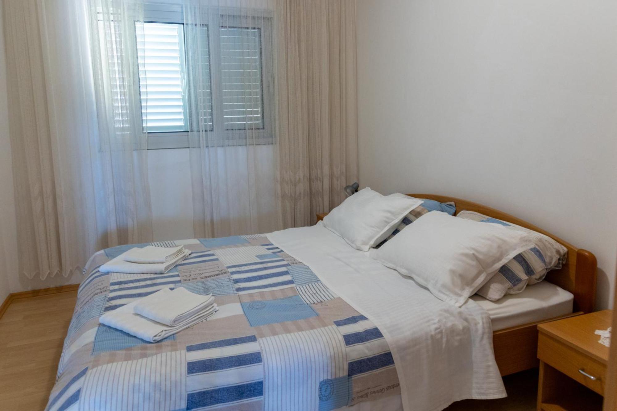 Zal Beach Apartments Prizba Luaran gambar