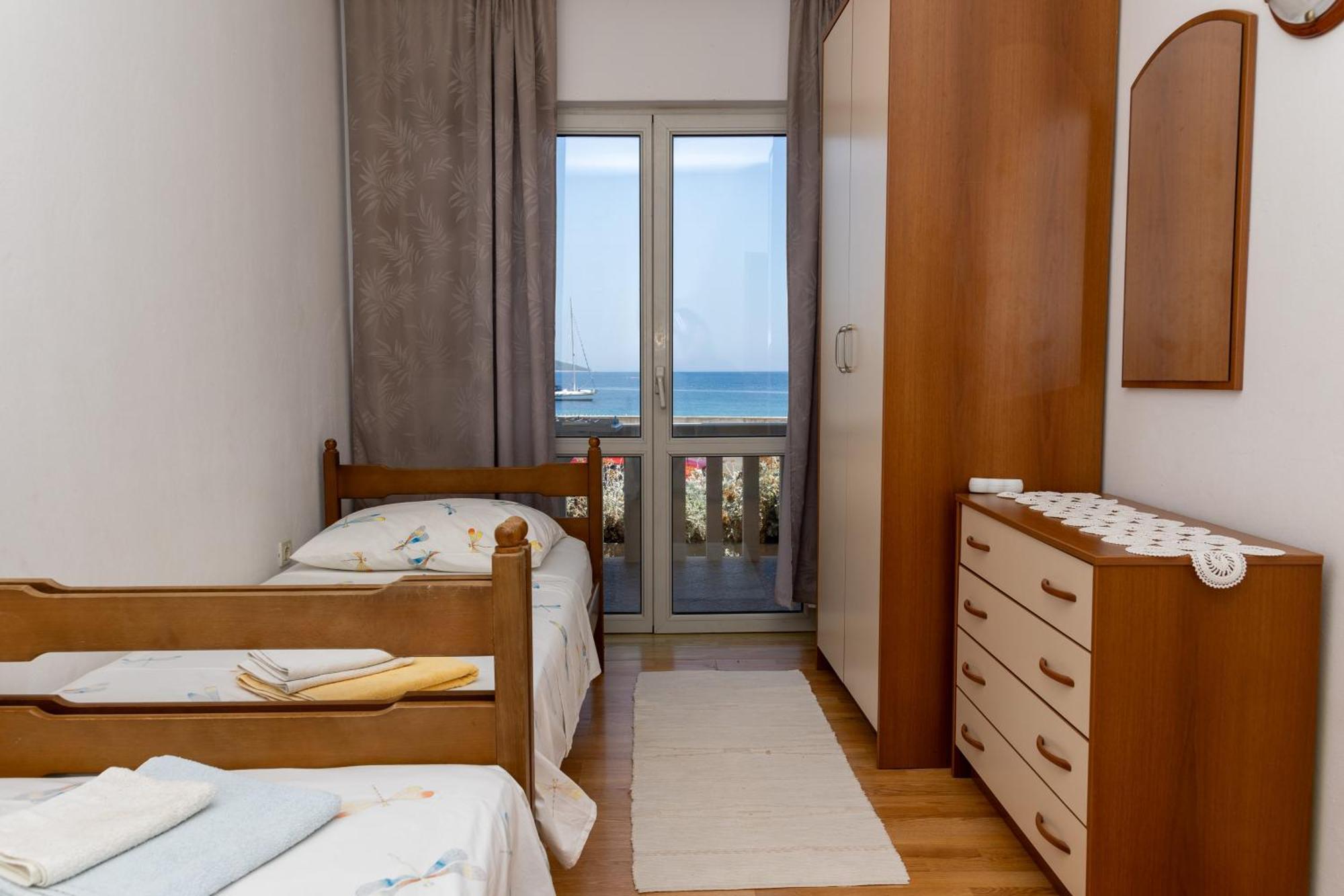 Zal Beach Apartments Prizba Luaran gambar